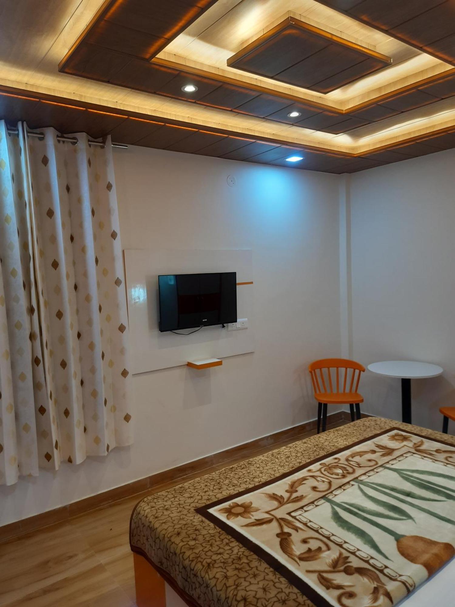Aagaman Woods Appartement Shimla Buitenkant foto